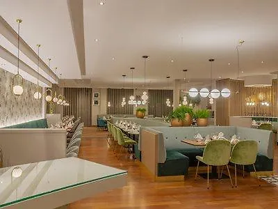 Отель Crowne Plaza Dublin Airport By Ihg