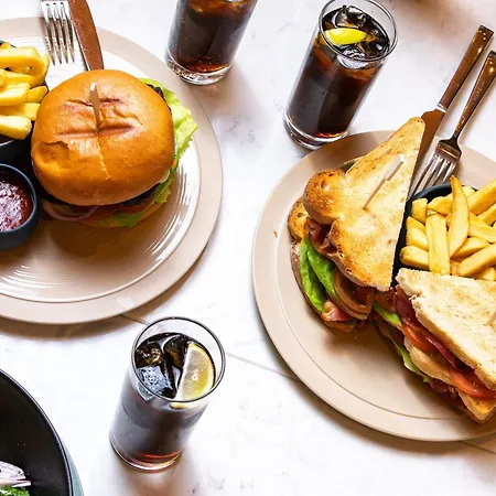 Crowne Plaza Dublin Airport By Ihg 酒店