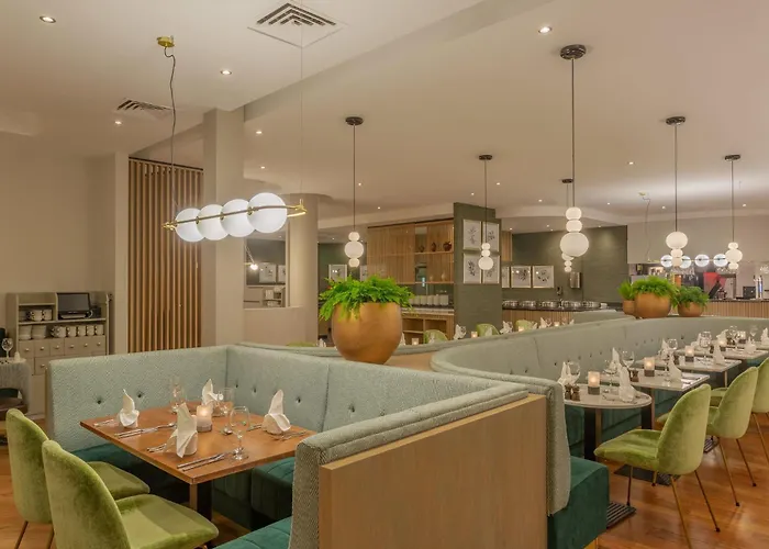 Hotel Crowne Plaza Dublin Airport By Ihg Santry