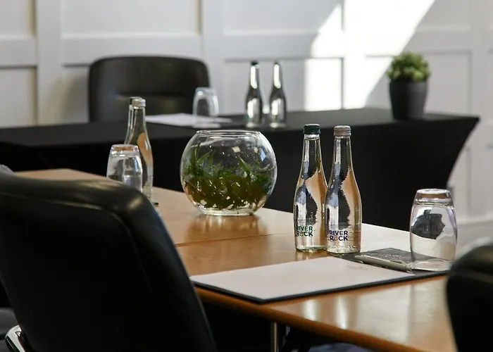 Hotel Crowne Plaza Dublin Airport By Ihg Santry